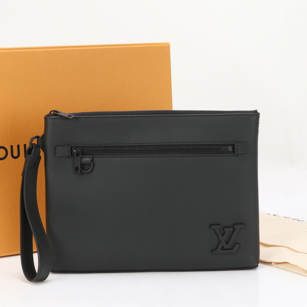 Louis Vuitton Aerogram Pochette IPAD Leather Shoulder Bag Clutch